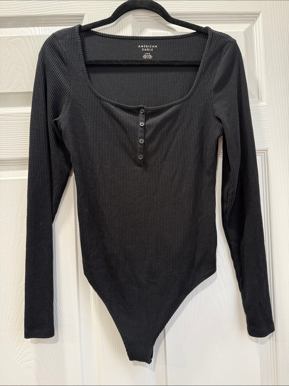 American Eagle Outfitters Black Ribbed Scoop-Neck Henley Bodysuit